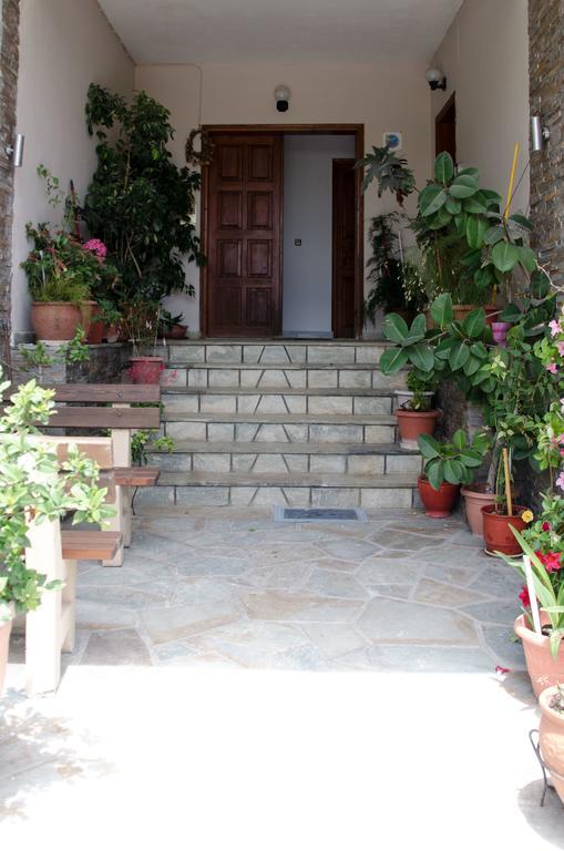 Ioannis Avrades Apartments Агия Кампос Екстериор снимка