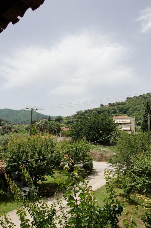 Ioannis Avrades Apartments Агия Кампос Екстериор снимка