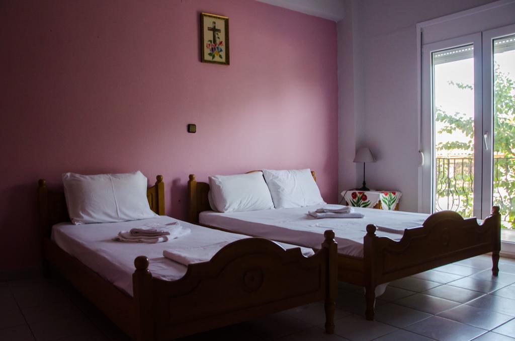 Ioannis Avrades Apartments Агия Кампос Екстериор снимка