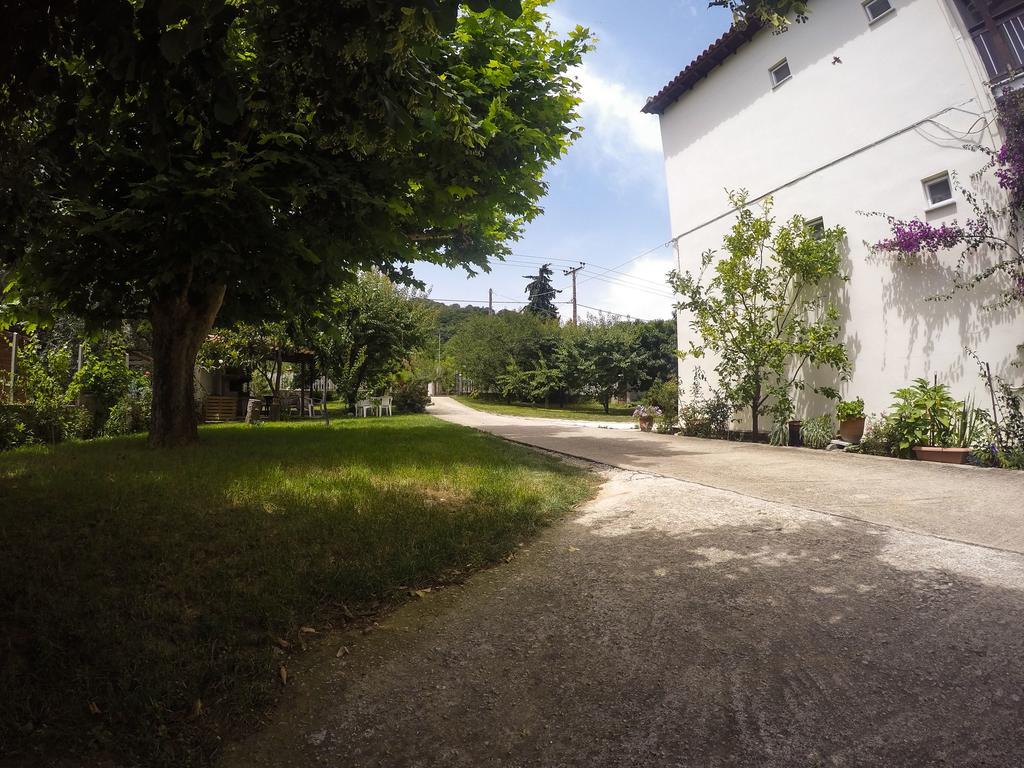 Ioannis Avrades Apartments Агия Кампос Екстериор снимка